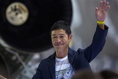 Fly me to the Moon: Japan billionaire offers space seats