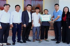 Dantri/DTiNews readers support poor family in Ha Tinh