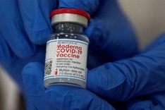 Vietnam to import two more vaccines from the US and Russia