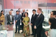 Hanoi displays 29 royal treasures