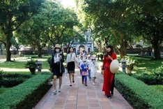 Hanoi to reopen many tourist sites