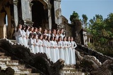 Thua Thien-Hue province to host Ao Dai week 2023