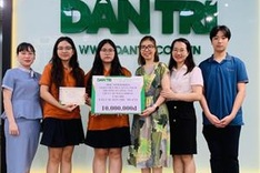 Hanoi students paintings raise funds for bridge project in remote area