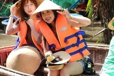 HCM City to offer free-of-charge foreign language courses to tour guides