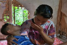 Single mother and ailing son in Thai Nguyen in dire need of help