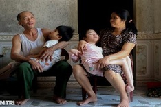 Man seeks community support for ailing wife and children