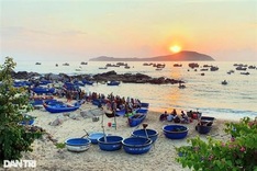 Pristine beauty of Phu Yen fishing village
