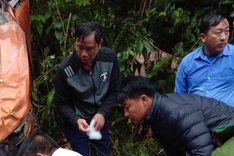 One dies and two injured as van plunges into valley