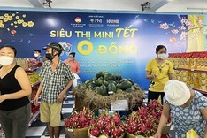 Zero dong minimart chain launched to support people in need