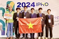 Vietnam wins five medals at int’l physics Olympiad
