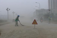 Cleaning service blamed for helping worsen Hanoi's air quality