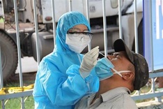 Vietnam records over 7,500 more Covid-19 infections on Sunday