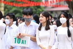 Hanoi leads in prize winners in the contest for gifted students