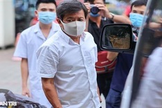 Former HCM City official helps poor with free ambulance service