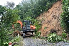 Four found dead in Cao Bang landslide.