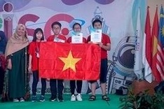 Vietnamese students win four golds at science competition