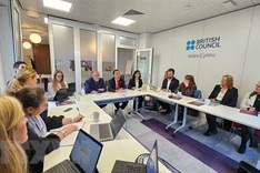 Vietnam, Wales beef up cooperation in education sector