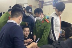 Man arrested for selling fake flight tickets