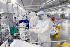 More signs showing Covid-19 outbreak in HCM City slowing down