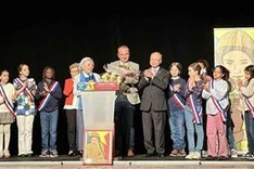 France's Villejuif city honours Tran To Nga with honorary citizen title