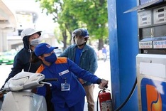 Petroleum prices rise