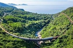 New train route to provide scenic views of central coast