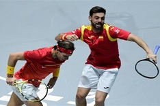 Nadal powers Spain into Davis Cup semis, Djokovic's Serbia ousted