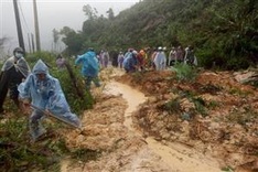 Heavy rains cause serious flooding in Quang Ngai