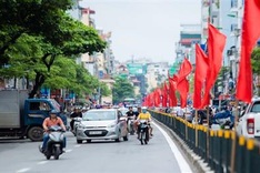 Hanoi streets decorated before National Day