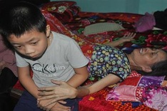 Ill woman call for help for grandson