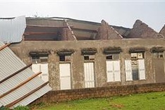 Hail damages dozens of houses in Nghe An