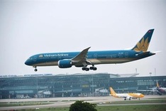 Vietnam Airlines flight from Japan faces security threat