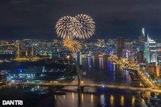 HCM City to hold firework displays to celebrate Reunification Day