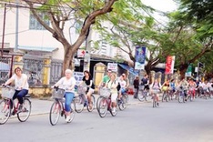 Bicycle sharing scheme hits the road in Hoi An