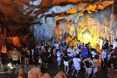 Quang Ninh welcomes nearly 6 million tourist arrivals in four months