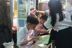 HCM City schools take libraries outdoors to encourage students to read