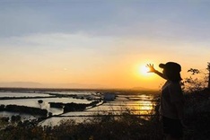 Ninh Thuan mural village attracts visitors