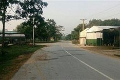 Sick Nghe An mother and son receive support