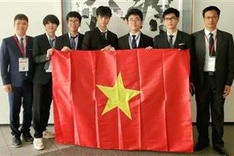 All five Vietnamese students win medals at International Physics Olympiad