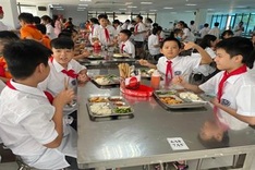 Hanoi schools see surge in returning students