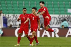 Japan defeats Vietnam 4-2 after spectacular score chase