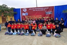 Tet presents for deprived children