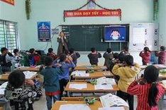 Mountainous primary schools face shortage of English teachers