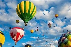 Ha Long to host first hot air balloon festival in early September