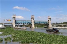 Salt water intrusion to Mekong estuaries forecast to increase in March