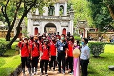 Hanoi greets nearly 31,500 foreign tourists during SEA Games 31