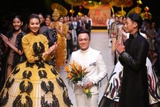 Designer Cong Tri to debut latest line at Vietnam International Fashion Week 2020