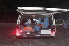 Five people enter Vietnam illegally from Cambodia