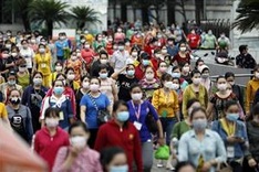HCM City residents struggle as living costs rise, incomes stagnate