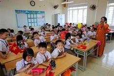 Hanoi still dealing with overcrowded classrooms